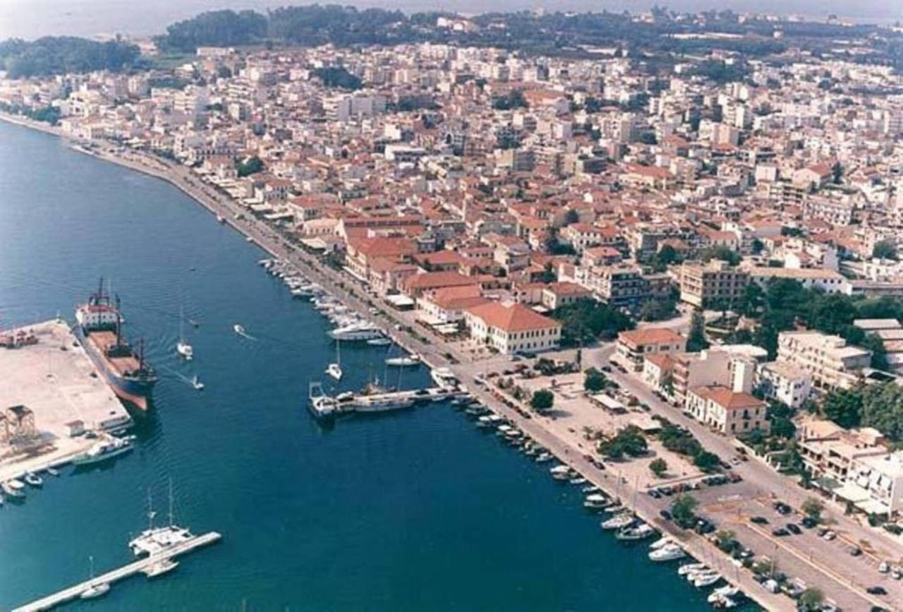 Blue Apartment Preveza Bagian luar foto