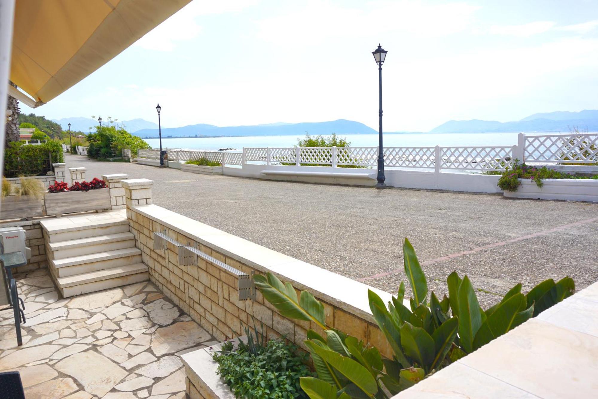 Blue Apartment Preveza Bagian luar foto